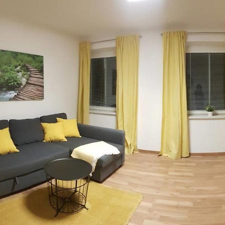 Top Appartement Fuer Business-Wohnen-Urlaub Bécsújhely Kültér fotó