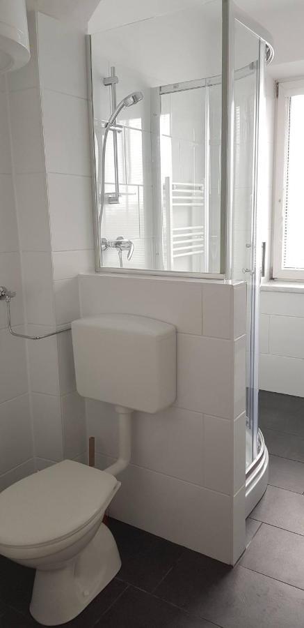 Top Appartement Fuer Business-Wohnen-Urlaub Bécsújhely Kültér fotó